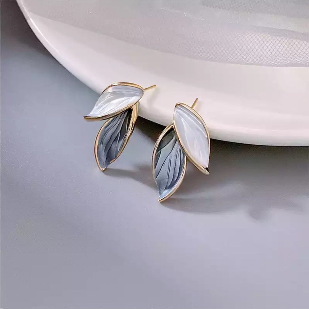 Gold Filled Leaf Earrings - Picture 3 of 3
